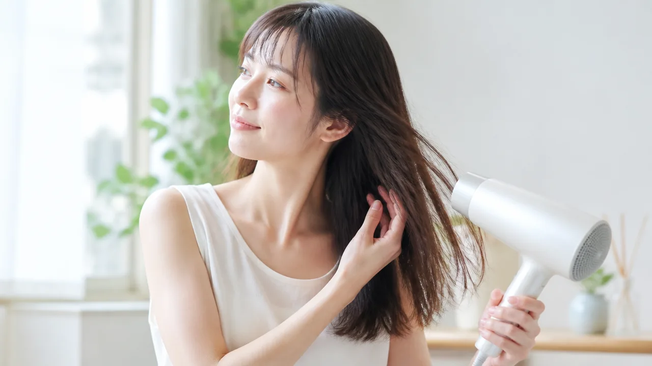 テスコム モイスチャーイオン ヘアドライヤーの口コミと評判を紹介